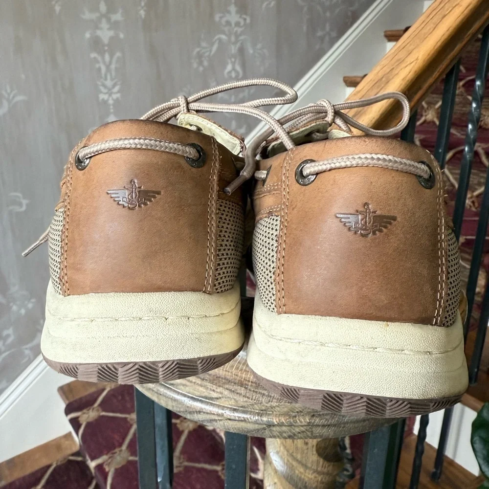 Dockers men’s BEACON lace up 12 W boat shoe very good condition leather brown